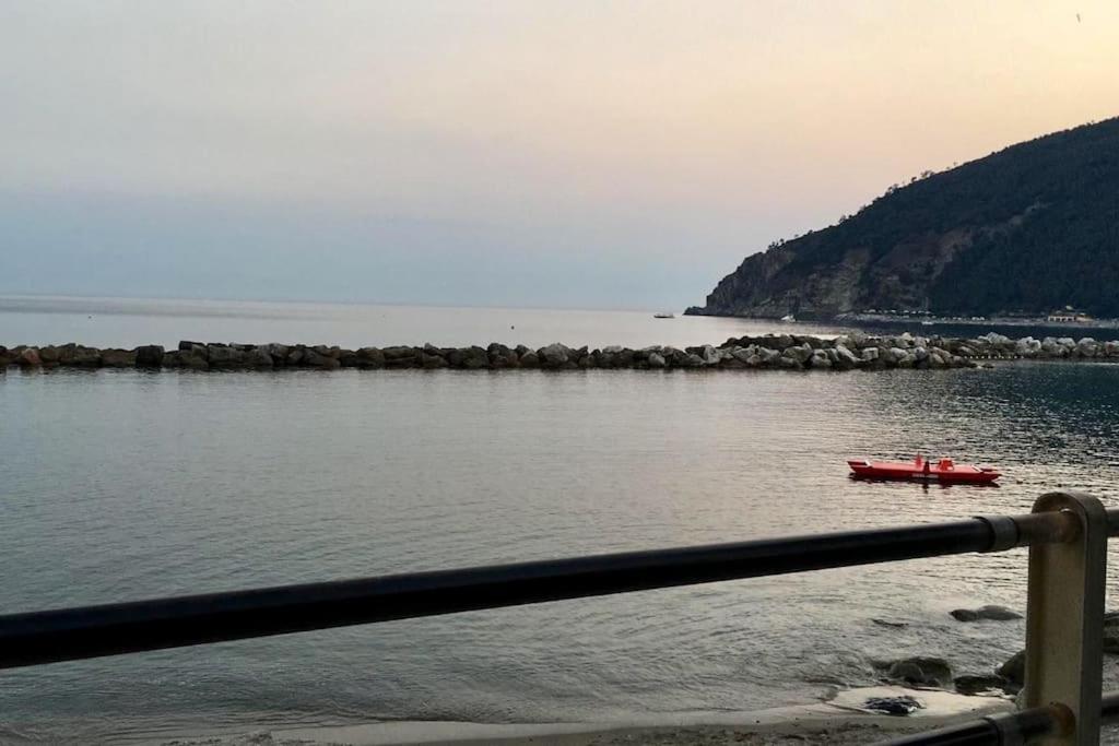 La Casa Novella, A 450 Metri Dal Mare Lejlighed Moneglia Eksteriør billede